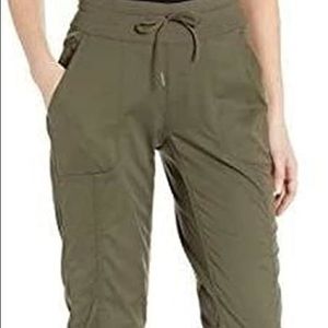 Northface pants Size 4